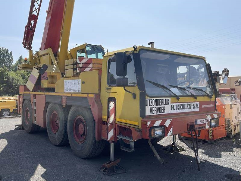 Liebherr LTM 1050 / 1 - 全地形起重机:图1 Liebherr LTM 1050 / 1 - 全地形起重机:图1