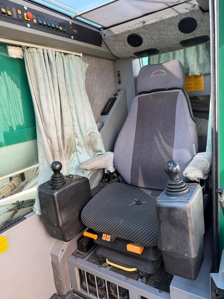 移动式起重机 LIEBHERR LTM 1100-5.2:图12 移动式起重机 LIEBHERR LTM 1100-5.2:图12