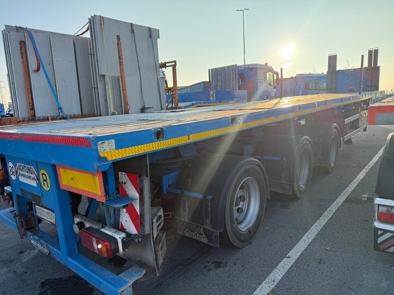 NOOTEBOOM OVB-55-03V - 低装载半拖车:图2 NOOTEBOOM OVB-55-03V - 低装载半拖车:图2