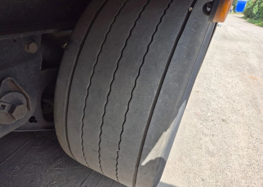 Fliegl Tandem 3 osie - 侧帘拖车:图5 Fliegl Tandem 3 osie - 侧帘拖车:图5