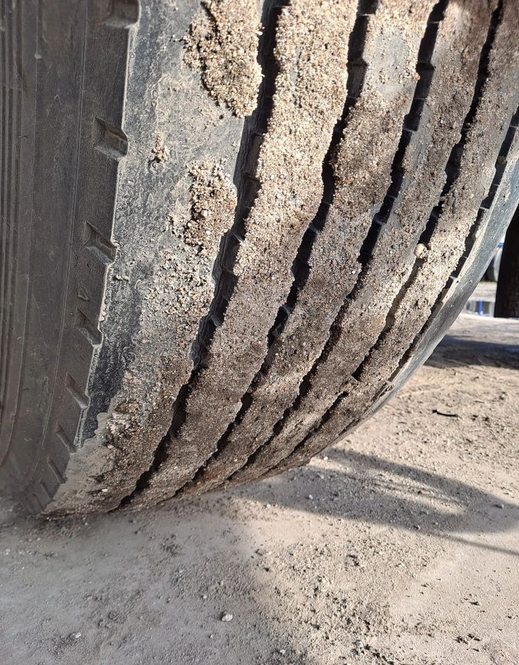 Krone Przyczepa KRONE Budowlanka - 栏板式/ 平板拖车:图5 Krone Przyczepa KRONE Budowlanka - 栏板式/ 平板拖车:图5