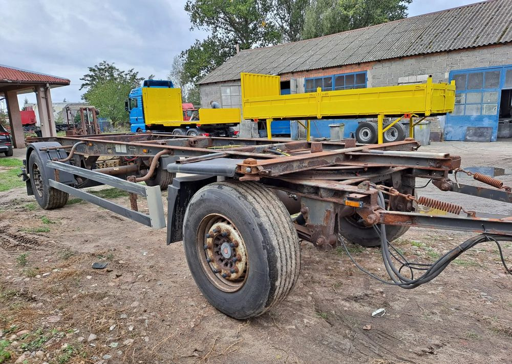 Schmitz Cargobull Przyczepa Schmitz BDF - 集装箱运输车/ 可拆卸车身的拖车:图4 Schmitz Cargobull Przyczepa Schmitz BDF - 集装箱运输车/ 可拆卸车身的拖车:图4