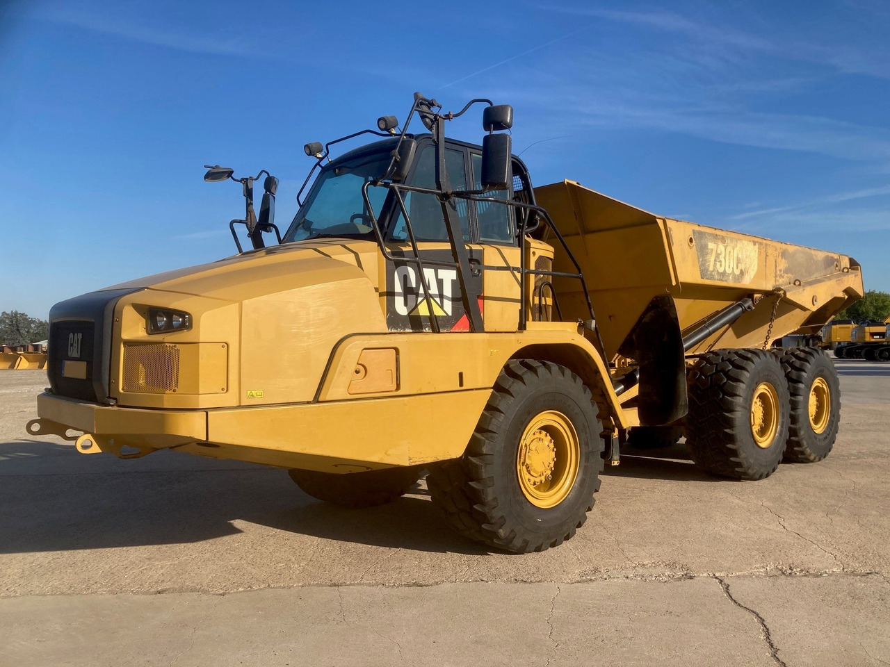 CATERPILLAR 730C - 铰接式自卸车:图1 CATERPILLAR 730C - 铰接式自卸车:图1