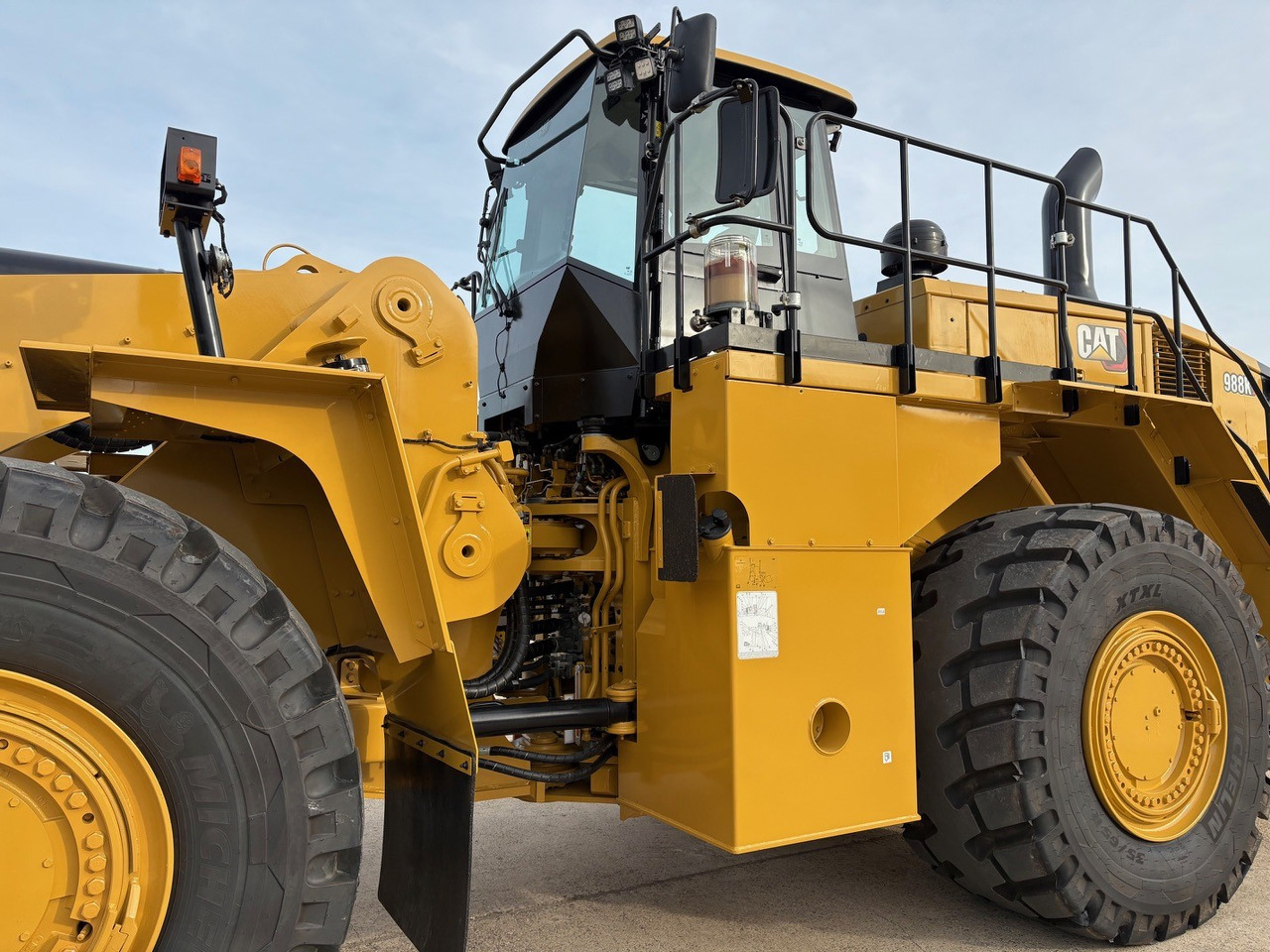 CATERPILLAR 988K - 轮式装载机:图2 CATERPILLAR 988K - 轮式装载机:图2