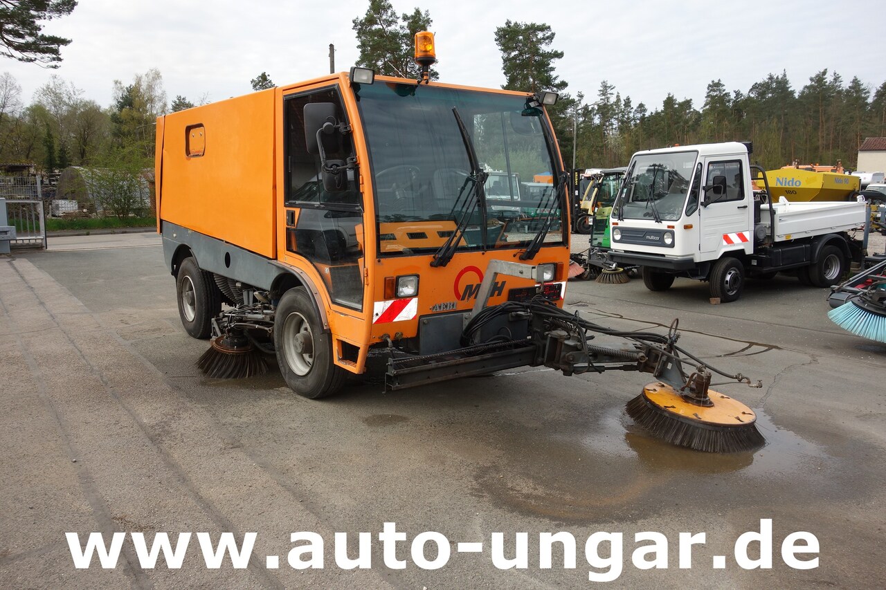 Aebi Schmidt MFH 5000 Kehrmaschine 4-Rad Lenkung Wildkrautbesen - 道路清扫机:图1 Aebi Schmidt MFH 5000 Kehrmaschine 4-Rad Lenkung Wildkrautbesen - 道路清扫机:图1