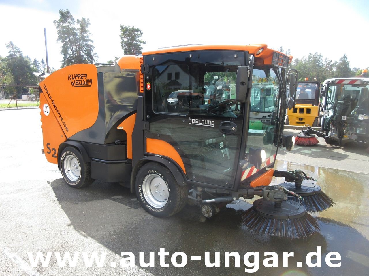 Boschung S2 Küpper-Weisser Kehrmaschine Urban Sweeper 2m³ Knicklenkung 40km/h - 道路清扫机:图4 Boschung S2 Küpper-Weisser Kehrmaschine Urban Sweeper 2m³ Knicklenkung 40km/h - 道路清扫机:图4