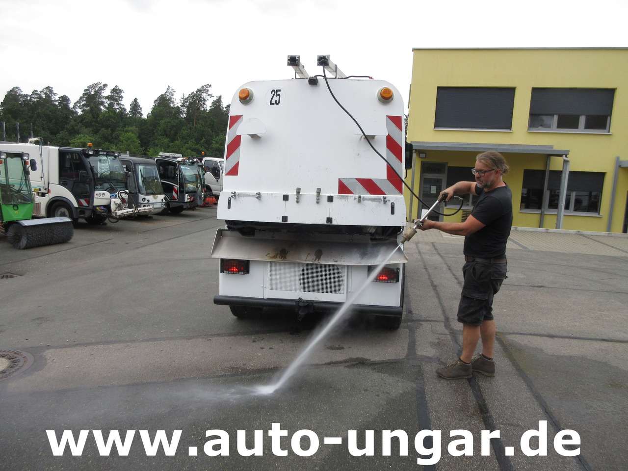 Bucher CityLav 5000 CC 5000 EU5 Hochdruckreiniger am Heck Wasserwagen Gießwagen - 市政/ 专用车辆:图5 Bucher CityLav 5000 CC 5000 EU5 Hochdruckreiniger am Heck Wasserwagen Gießwagen - 市政/ 专用车辆:图5