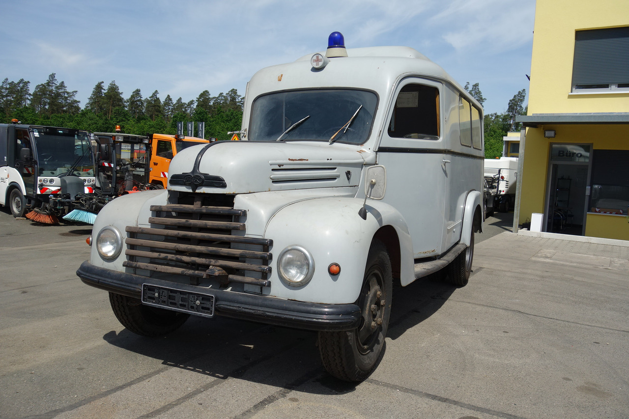 FORD Ford FK 3500 V8 mit H-Kennzeichen Oldtimer - 救护车:图1 FORD Ford FK 3500 V8 mit H-Kennzeichen Oldtimer - 救护车:图1
