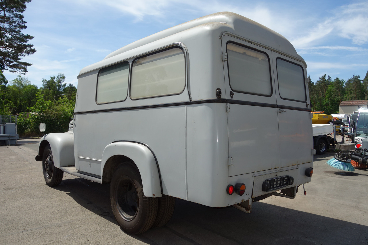 FORD Ford FK 3500 V8 mit H-Kennzeichen Oldtimer - 救护车:图3 FORD Ford FK 3500 V8 mit H-Kennzeichen Oldtimer - 救护车:图3