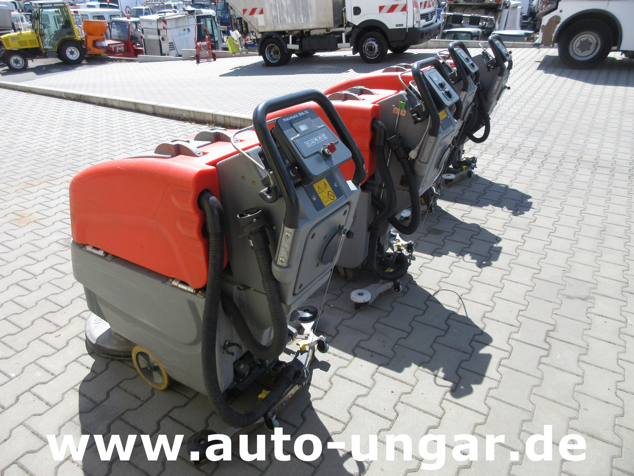 Hako B45 Scheuersaugmaschine B45CL eigener Antrieb Scrubber - 洗涤烘干机:图3 Hako B45 Scheuersaugmaschine B45CL eigener Antrieb Scrubber - 洗涤烘干机:图3