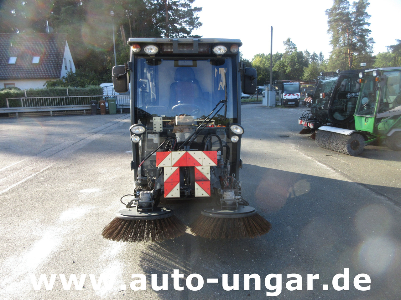 Hako CityMaster CM 1600 Kehrmaschine Knicklenkung Allrad Kommunalfahrzeug - 道路清扫机:图2 Hako CityMaster CM 1600 Kehrmaschine Knicklenkung Allrad Kommunalfahrzeug - 道路清扫机:图2