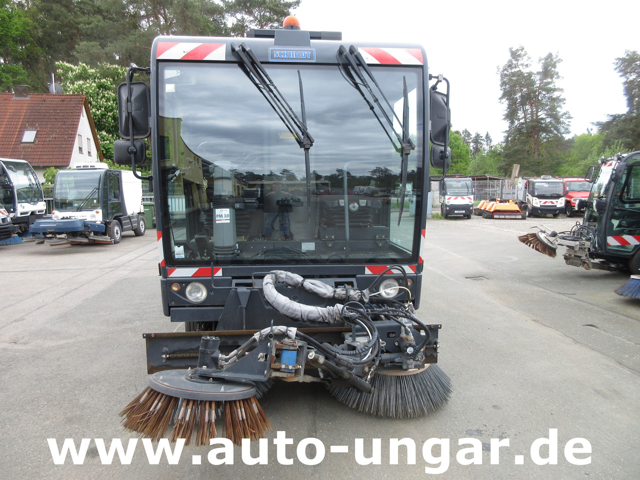 Schmidt Cleango 500 CS556 Euro 6 mit Wildkrautbesen Kehrmaschine aus 1. Hand - 道路清扫机:图2 Schmidt Cleango 500 CS556 Euro 6 mit Wildkrautbesen Kehrmaschine aus 1. Hand - 道路清扫机:图2