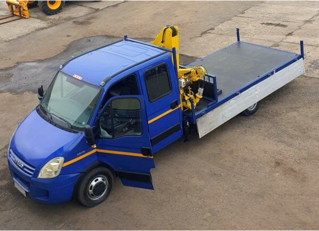 Iveco 50C18 Daily 3.D 16V +Effer - 平板货车, 康比货车:图5 Iveco 50C18 Daily 3.D 16V +Effer - 平板货车, 康比货车:图5