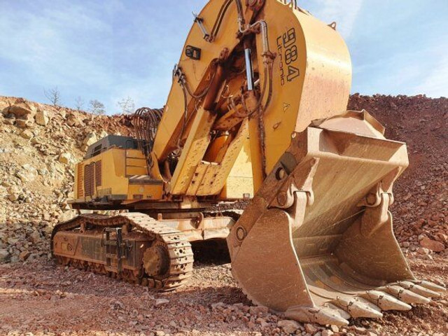 Liebherr R 984C HD (125t) - 履带式挖掘机:图2 Liebherr R 984C HD (125t) - 履带式挖掘机:图2