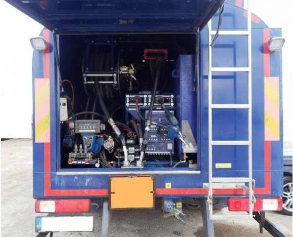 Renault 19.5t +8m3 (5+3) Kobit - 罐车:图4 Renault 19.5t +8m3 (5+3) Kobit - 罐车:图4