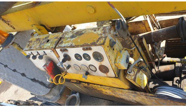 Schwing 25m BPL 601 +6x6 Tatra 815 (DOCS/KFZ MACHINE +1 no docs/kein kfz - 混凝土泵车:图5 Schwing 25m BPL 601 +6x6 Tatra 815 (DOCS/KFZ MACHINE +1 no docs/kein kfz - 混凝土泵车:图5