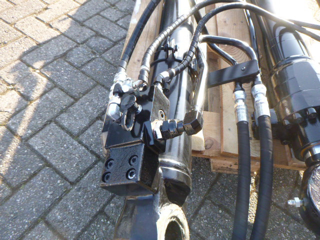 CAT 315/316/318 - 液压缸 适用于 履带式挖掘机:图5 CAT 315/316/318 - 液压缸 适用于 履带式挖掘机:图5