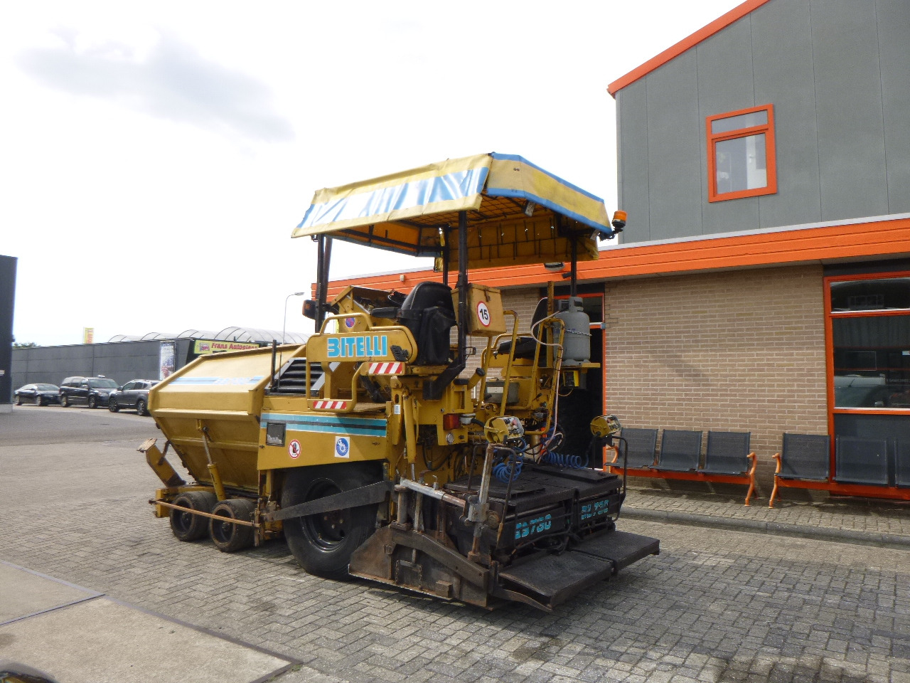 CATERPILLAR BB730 - 沥青铺路机:图2 CATERPILLAR BB730 - 沥青铺路机:图2