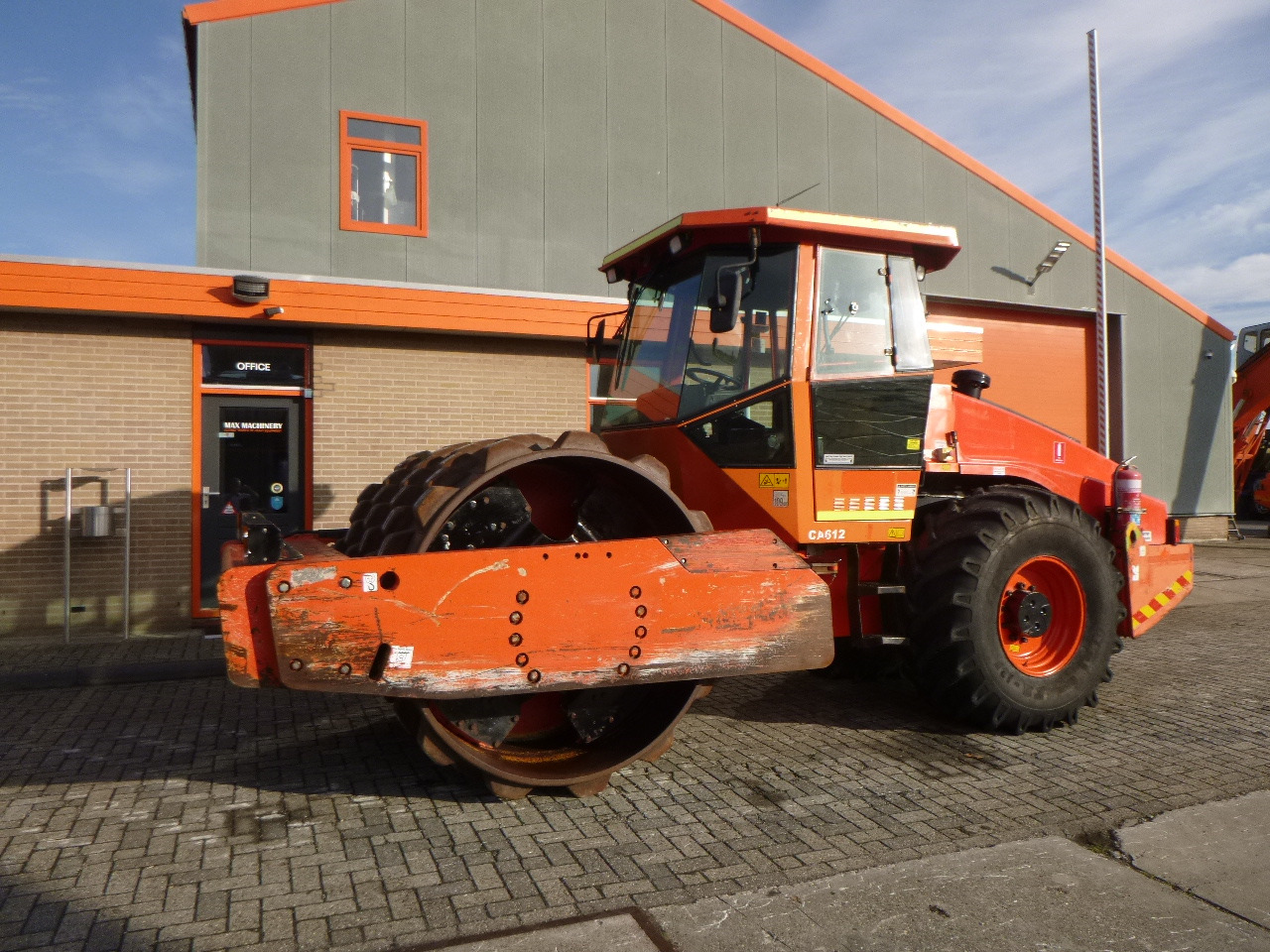 DYNAPAC CA612PD - 压实机:图3 DYNAPAC CA612PD - 压实机:图3