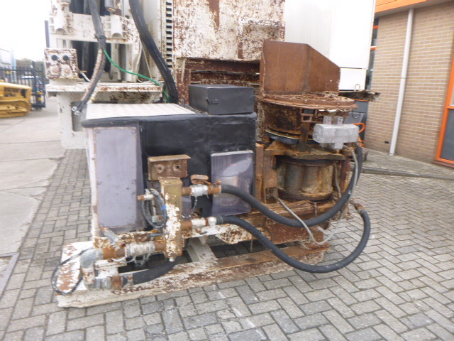 FUJI BUSSAN B-SFW1C-6S DRY / WET SHOTCRETE & GUNITE MACHINE - 隧道掘进设备:图4 FUJI BUSSAN B-SFW1C-6S DRY / WET SHOTCRETE & GUNITE MACHINE - 隧道掘进设备:图4