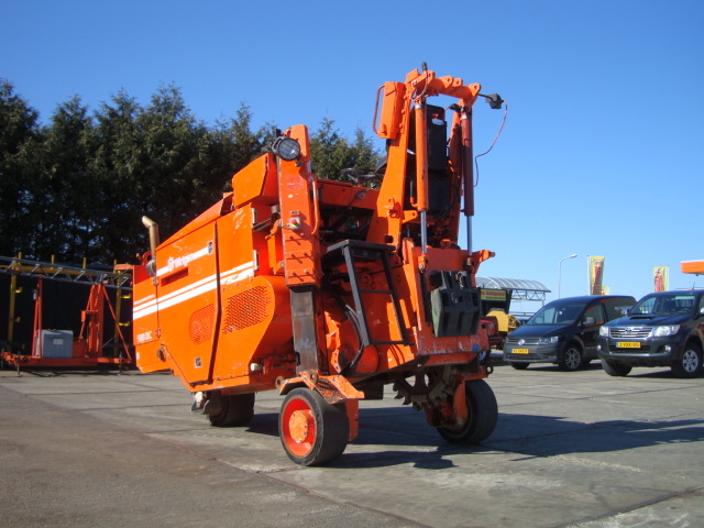 WIRTGEN W500DC - 冷铣刨机:图2 WIRTGEN W500DC - 冷铣刨机:图2