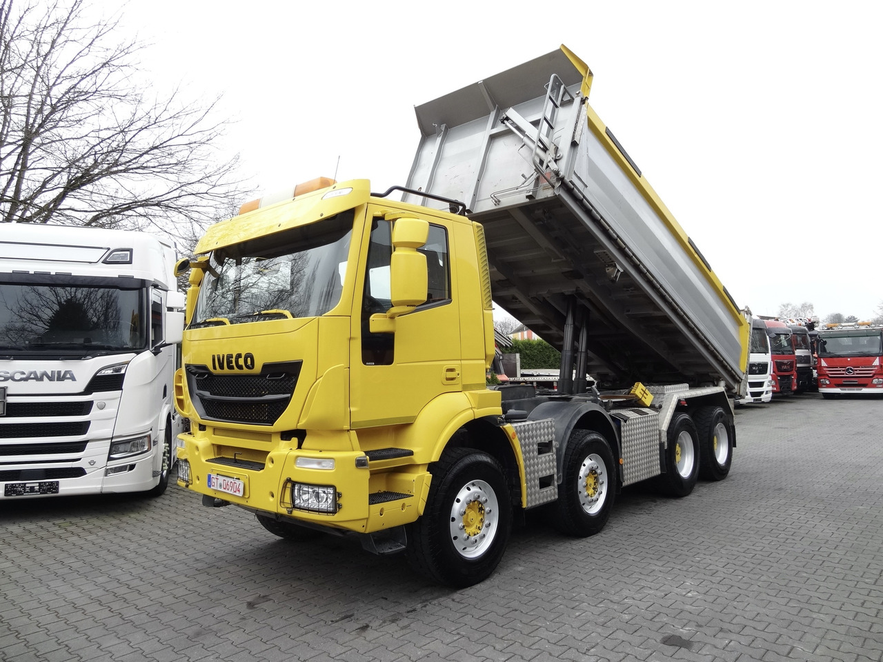 Iveco Trakker 450 8X4 Meiller - 翻斗车:图1 Iveco Trakker 450 8X4 Meiller - 翻斗车:图1