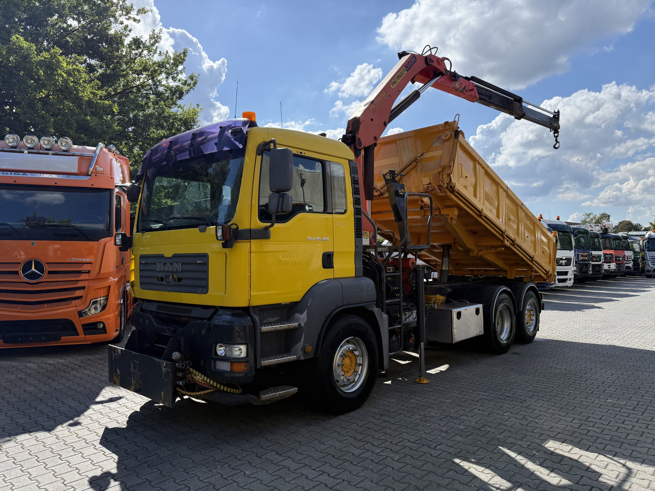 MAN TGA 26.360 6X2 Kipper Kran Palfinger 15500 - 翻斗车, 起重车:图1 MAN TGA 26.360 6X2 Kipper Kran Palfinger 15500 - 翻斗车, 起重车:图1