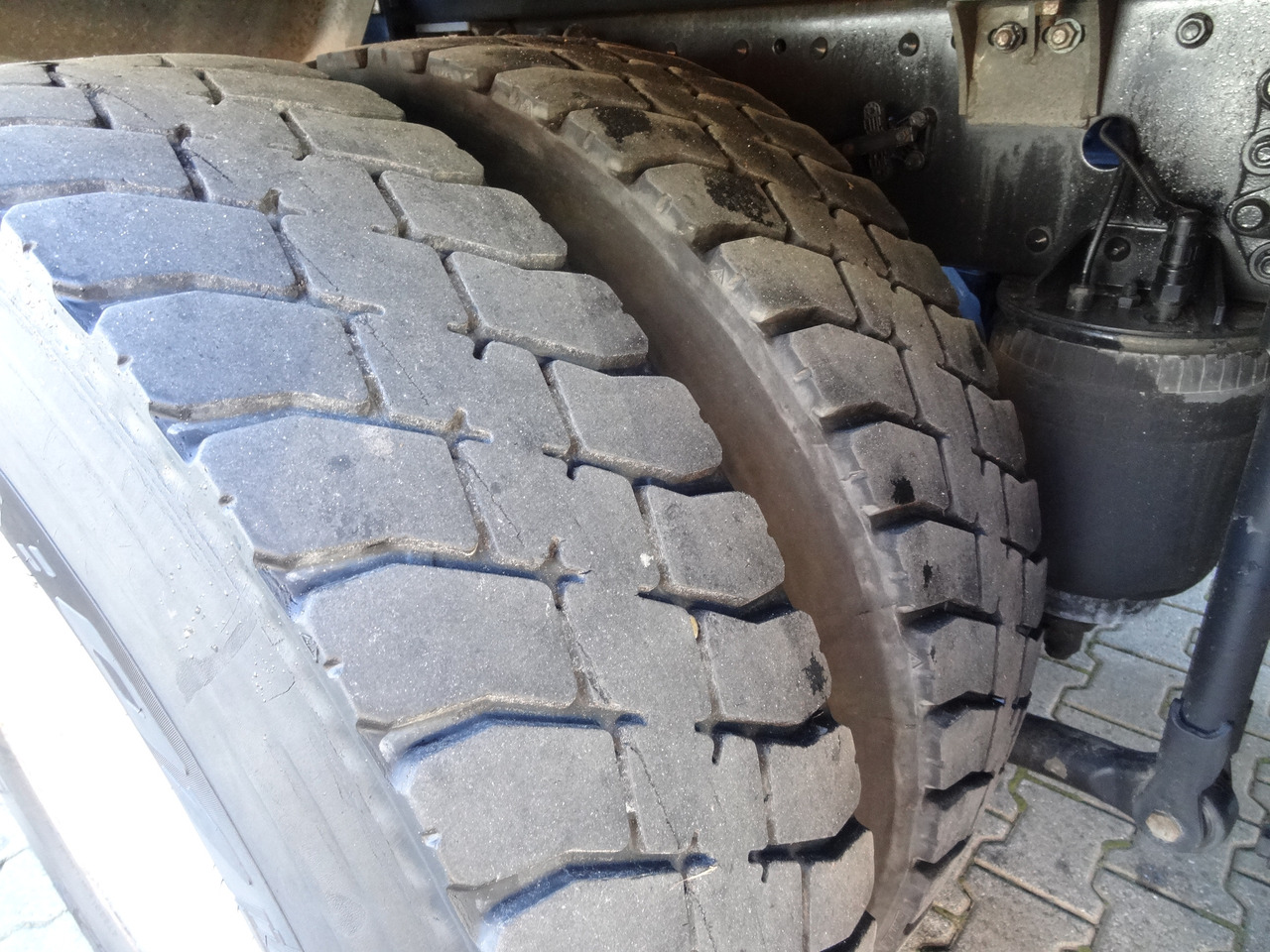 MAN TGS 35.440 8X2 Haken/ Silosteller M-Tec - 吊钩升降车:图2 MAN TGS 35.440 8X2 Haken/ Silosteller M-Tec - 吊钩升降车:图2