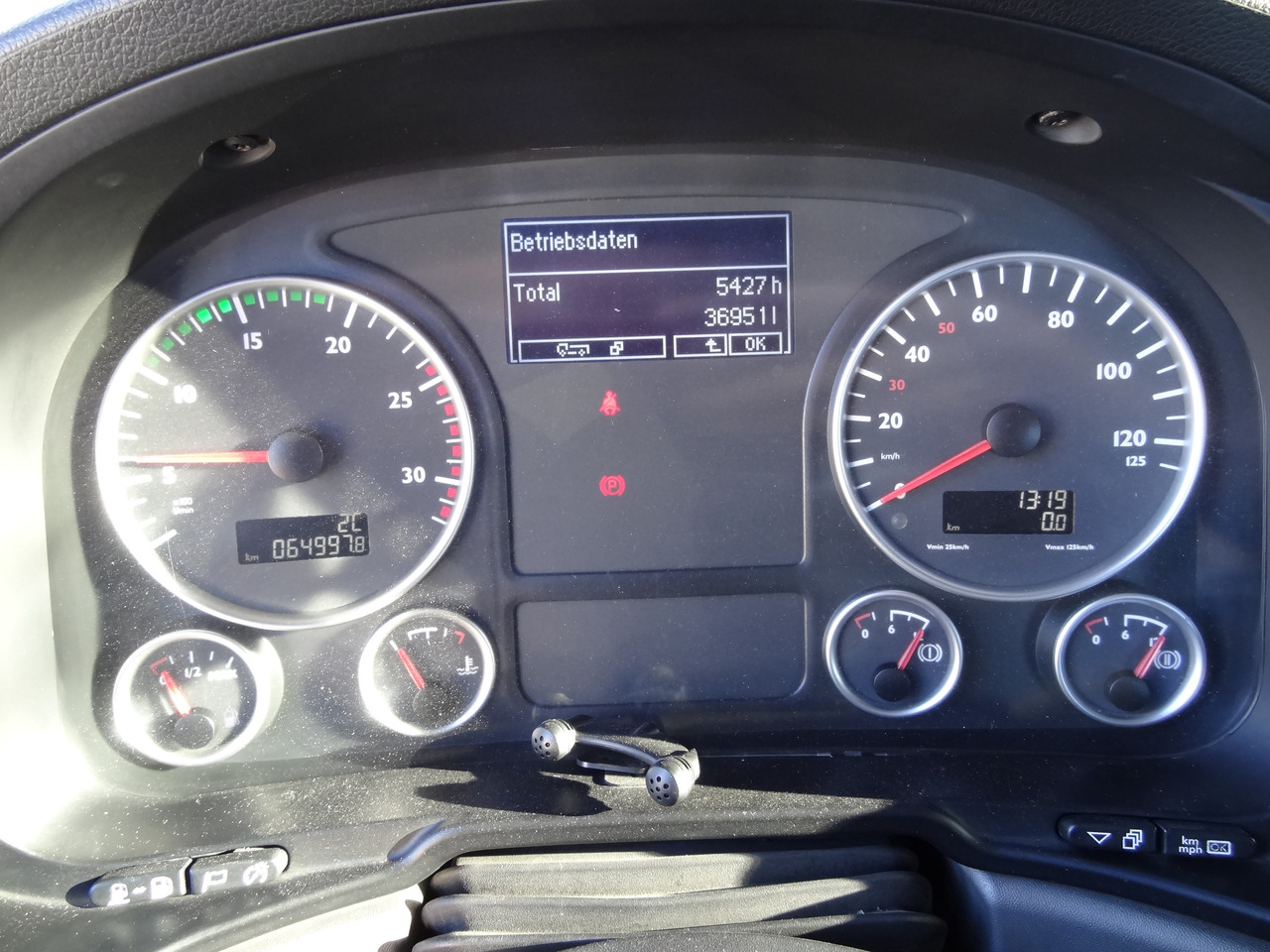 MAN TGS 35.440 8X2 Haken/ Silosteller M-Tec - 吊钩升降车:图4 MAN TGS 35.440 8X2 Haken/ Silosteller M-Tec - 吊钩升降车:图4