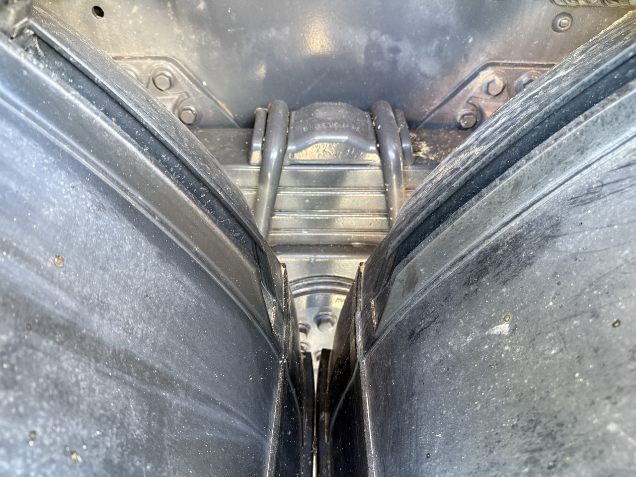 MAN TGS 41.500 8X6 BB Meiller - 翻斗车:图3 MAN TGS 41.500 8X6 BB Meiller - 翻斗车:图3