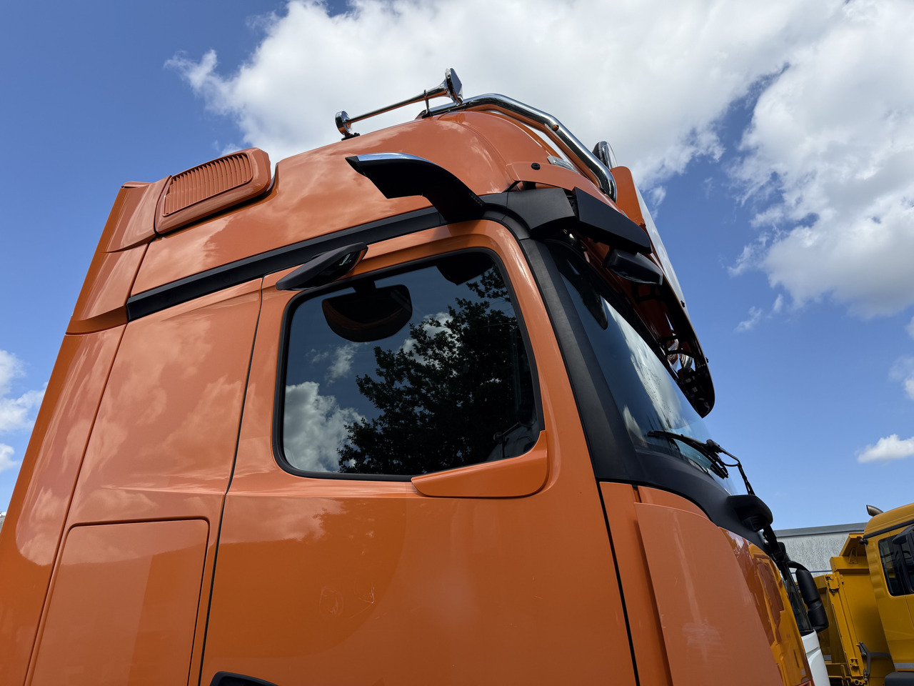 Mercedes-Benz Actros MP5 2663 6X4 Super Ausstattung - 牵引车:图2 Mercedes-Benz Actros MP5 2663 6X4 Super Ausstattung - 牵引车:图2