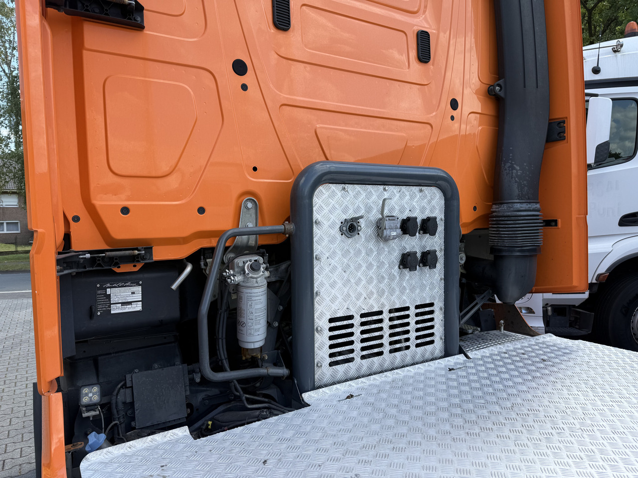 Mercedes-Benz Actros MP5 2663 6X4 Super Ausstattung - 牵引车:图3 Mercedes-Benz Actros MP5 2663 6X4 Super Ausstattung - 牵引车:图3
