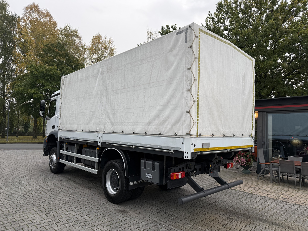 栏板式/ 平板卡车 Mercedes-Benz Arocs 1827 AK 4X4 Ex-：图14