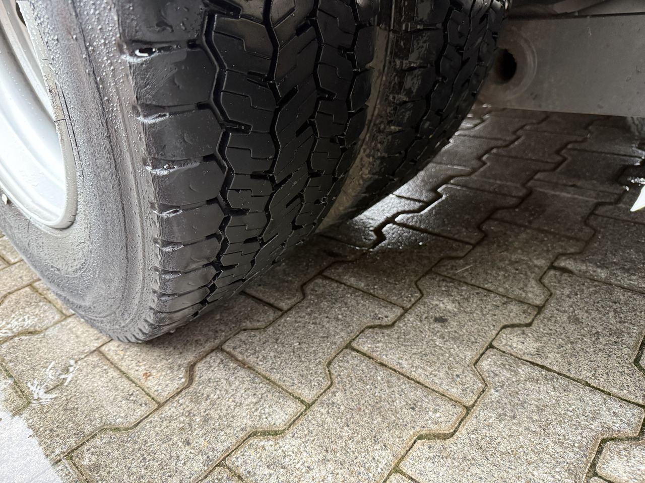 Mercedes-Benz Atego 1227 Kran MKG 96 - 栏板式/ 平板卡车, 起重车:图3 Mercedes-Benz Atego 1227 Kran MKG 96 - 栏板式/ 平板卡车, 起重车:图3