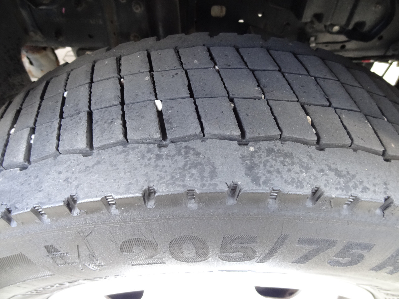 Mitsubishi Fuso 7C18 Meiller - 翻斗车:图2 Mitsubishi Fuso 7C18 Meiller - 翻斗车:图2