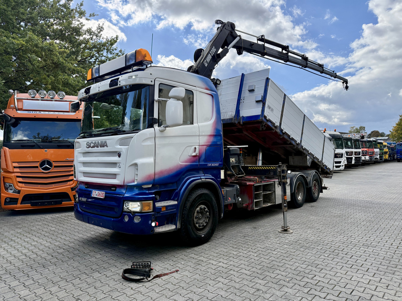Scania R380 6X2*4 Kipper mit Kran HIAB 220 - 翻斗车, 起重车:图1 Scania R380 6X2*4 Kipper mit Kran HIAB 220 - 翻斗车, 起重车:图1