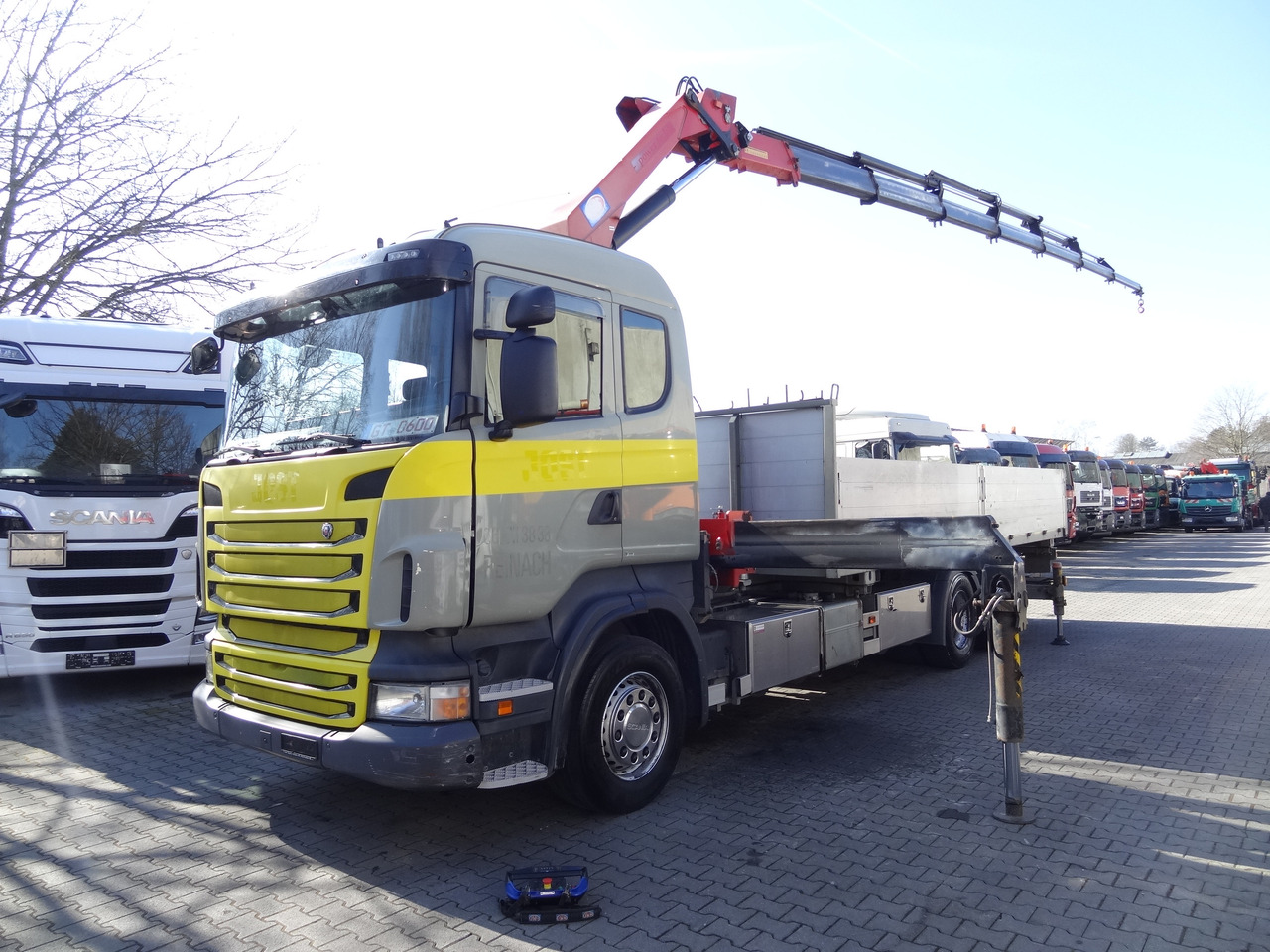 Scania R440 6X2*4 Kran HMF 3000 bis 30 Meter - 起重车, 栏板式/ 平板卡车:图1 Scania R440 6X2*4 Kran HMF 3000 bis 30 Meter - 起重车, 栏板式/ 平板卡车:图1
