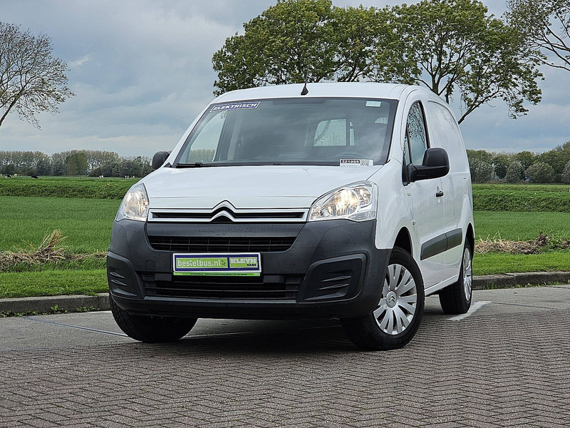 Citroën Berlingo 1.1 23kWH NAP Airco ! - 厢式货车, 电动小型货车:图1 Citroën Berlingo 1.1 23kWH NAP Airco ! - 厢式货车, 电动小型货车:图1