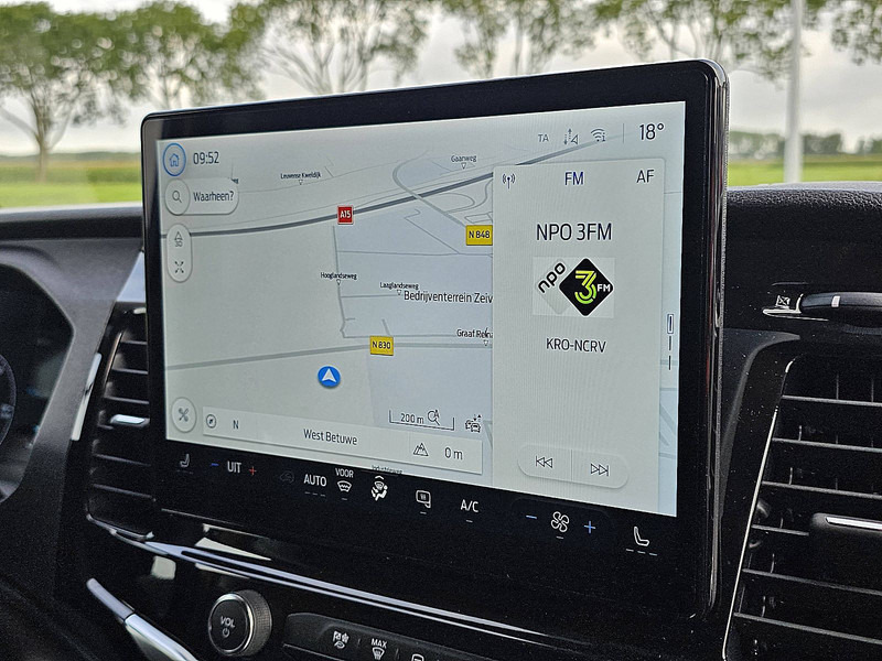 无侧窗厢式货车, 电动小型货车 Ford E-Transit  L3H3 elektr. 68 Kwh：图11