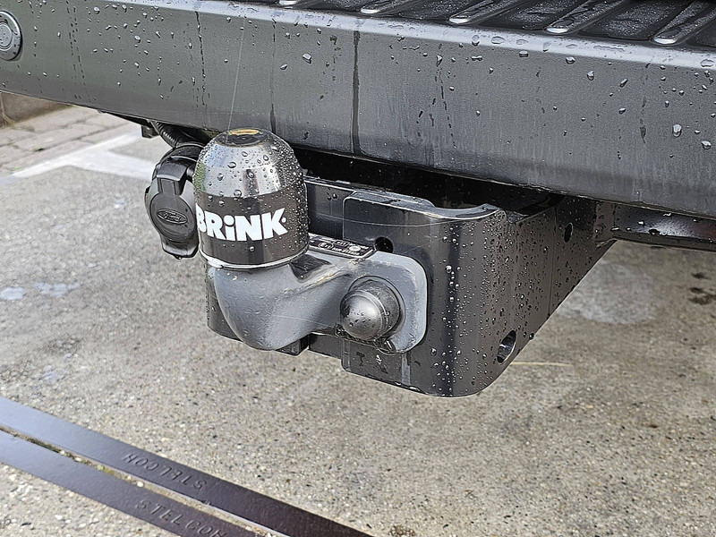 无侧窗厢式货车, 电动小型货车 Ford E-Transit  L3H3 elektr. 68 Kwh：图14