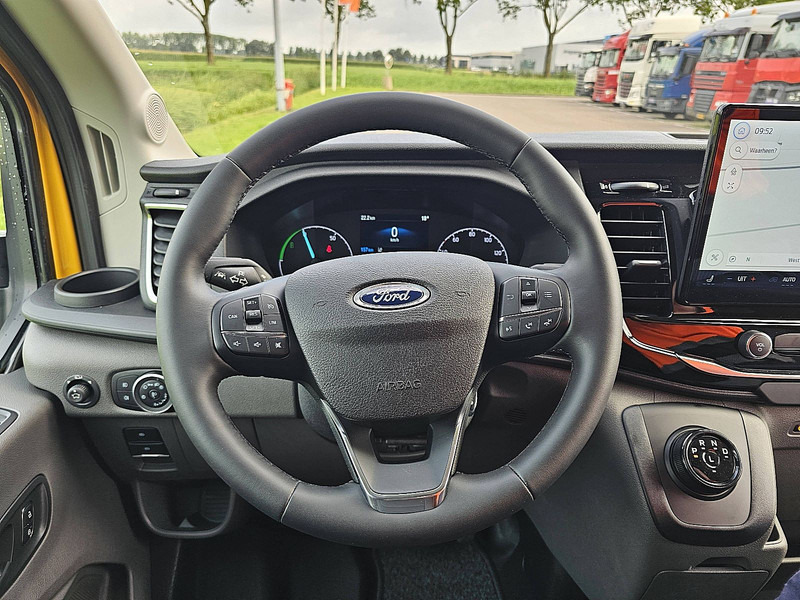 无侧窗厢式货车, 电动小型货车 Ford E-Transit  L3H3 elektr. 68 Kwh：图10