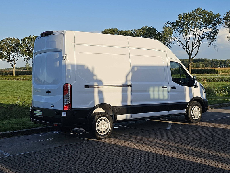 Ford Transit 2.0 L3H3 Nav 360Camera! - 无侧窗厢式货车:图3 Ford Transit 2.0 L3H3 Nav 360Camera! - 无侧窗厢式货车:图3