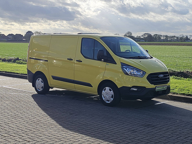 Ford Transit Custom 2.0 ac EURO6 - 紧凑型面包车:图5 Ford Transit Custom 2.0 ac EURO6 - 紧凑型面包车:图5