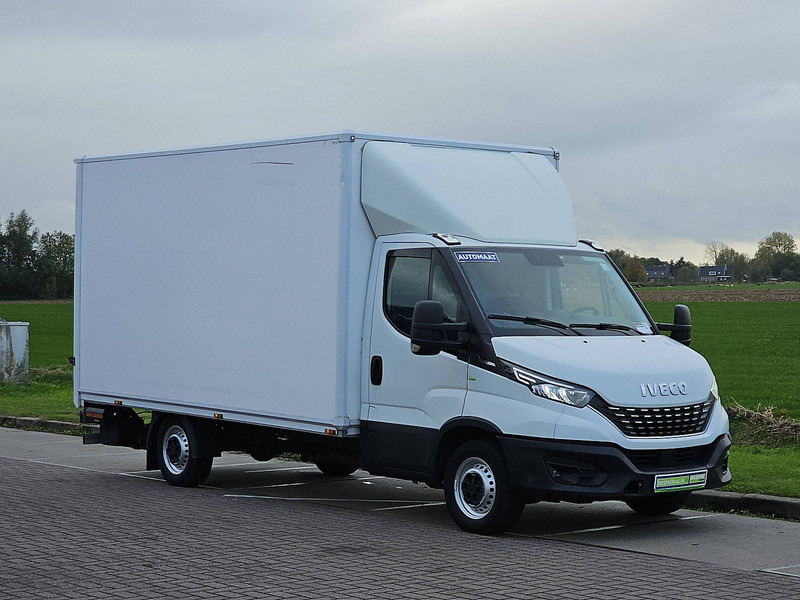 Iveco Daily 35S18 3.0ltr ac aut. EUR6 - 厢式货车:图5 Iveco Daily 35S18 3.0ltr ac aut. EUR6 - 厢式货车:图5