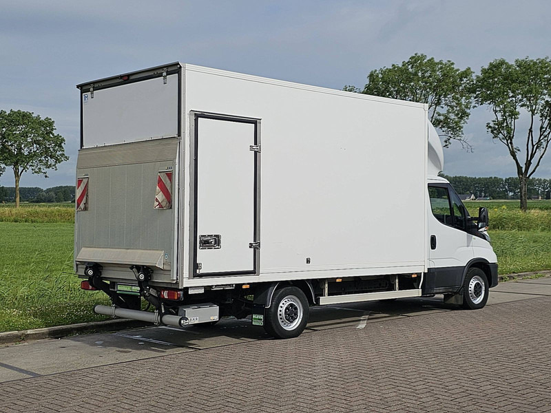 Iveco Daily 35S18 Bakwagen Laadklep! - 厢式货车:图3 Iveco Daily 35S18 Bakwagen Laadklep! - 厢式货车:图3