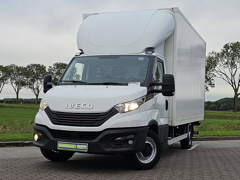 Iveco Daily 35S18 Bakwagen Laadklep! - 厢式货车:图1 Iveco Daily 35S18 Bakwagen Laadklep! - 厢式货车:图1