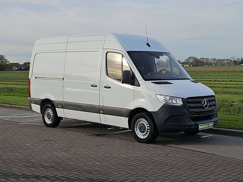 Mercedes-Benz Sprinter 314 L2H2 RWD Airco Euro6 - 无侧窗厢式货车:图5 Mercedes-Benz Sprinter 314 L2H2 RWD Airco Euro6 - 无侧窗厢式货车:图5