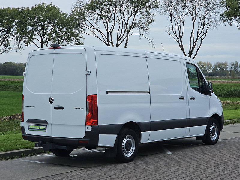 Mercedes-Benz Sprinter 315 L2H1 Mbux10 Trekhaak - 无侧窗厢式货车:图3 Mercedes-Benz Sprinter 315 L2H1 Mbux10 Trekhaak - 无侧窗厢式货车:图3