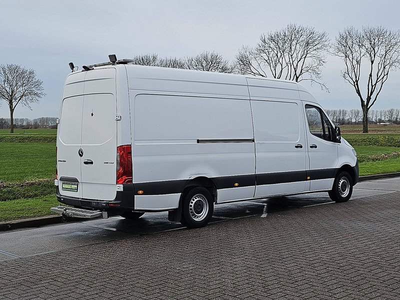 Mercedes-Benz Sprinter 316 CDI L3H2 3.5 ton ahw - 无侧窗厢式货车:图3 Mercedes-Benz Sprinter 316 CDI L3H2 3.5 ton ahw - 无侧窗厢式货车:图3
