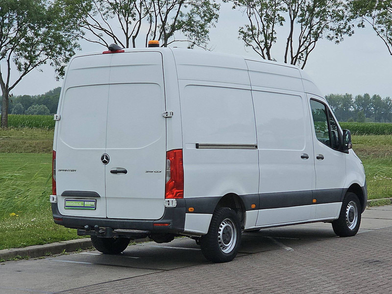 Mercedes-Benz Sprinter 319 L2H2 V6 3.5t-Trekh. - 无侧窗厢式货车:图3 Mercedes-Benz Sprinter 319 L2H2 V6 3.5t-Trekh. - 无侧窗厢式货车:图3